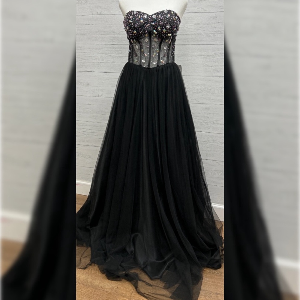 Blondie Nites Elegant Black Strapless Evening Gown
